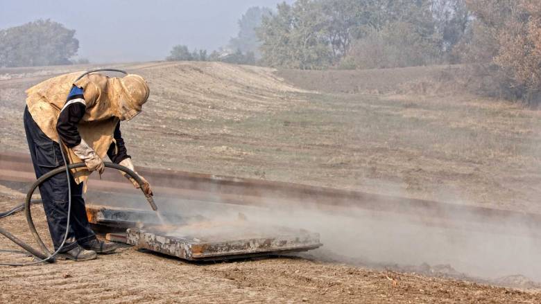 Sandblasting: Pengertian dan Perbedaan